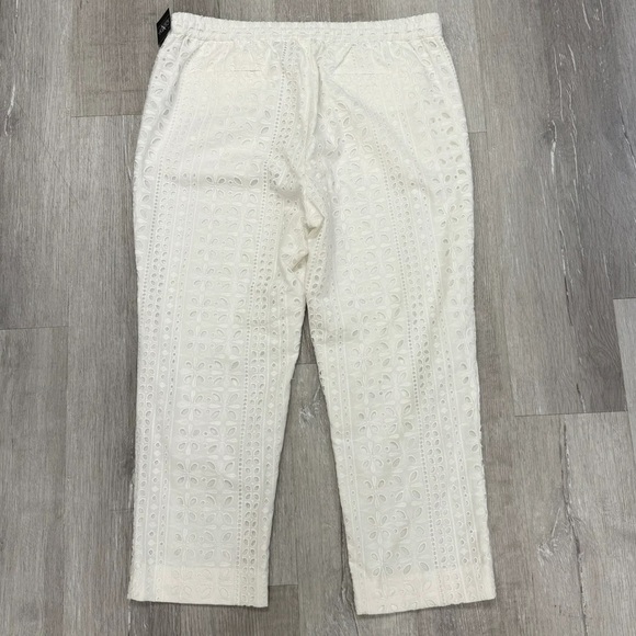 J. Crew White Eyelet Tapered Pants - Size 16 - Picture 4 of 6